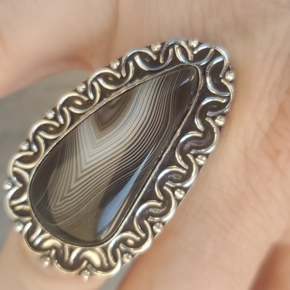 New Oversized Banded Agate 925 Silver Ring. - Picture 5 of 15